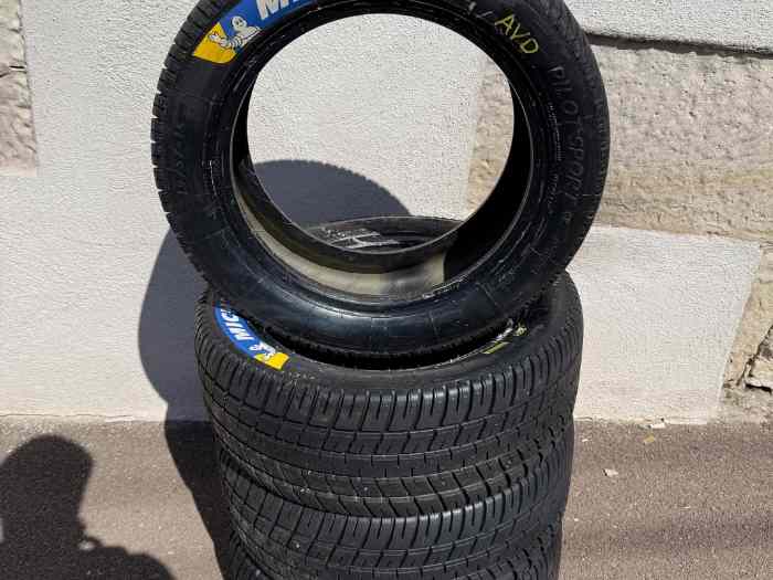 Pneus Michelin 15 Pouces P2H