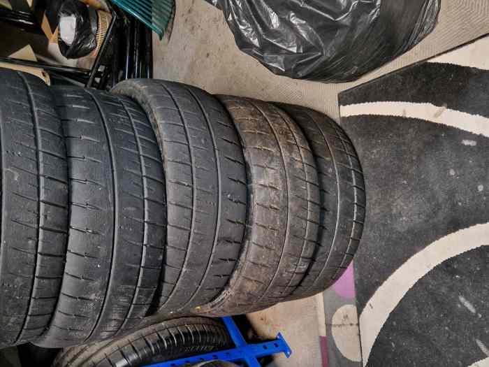 PNEU MICHELIN SA 20 4