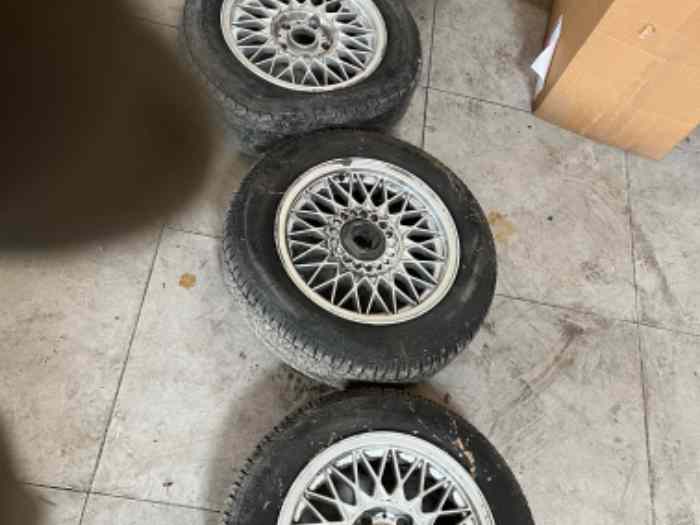 Jantes bbs 15 pouces bmw m3 e30 à restaurer 0