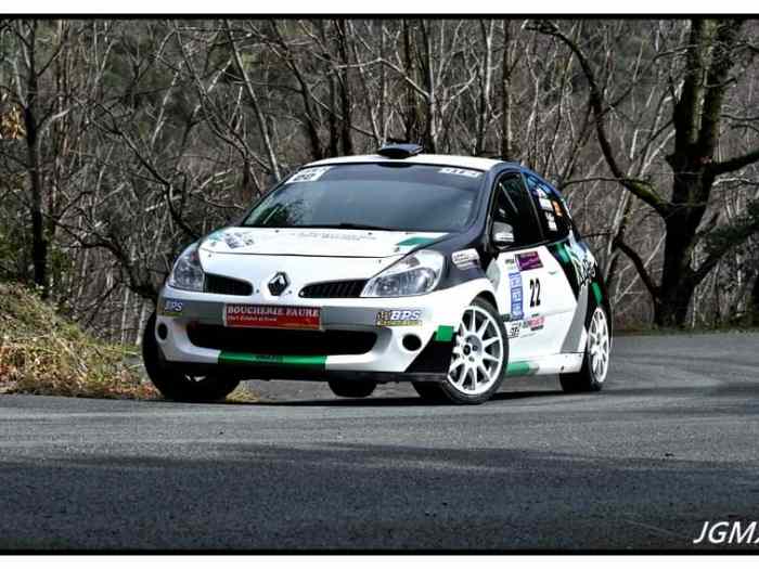 Clio r3 Max