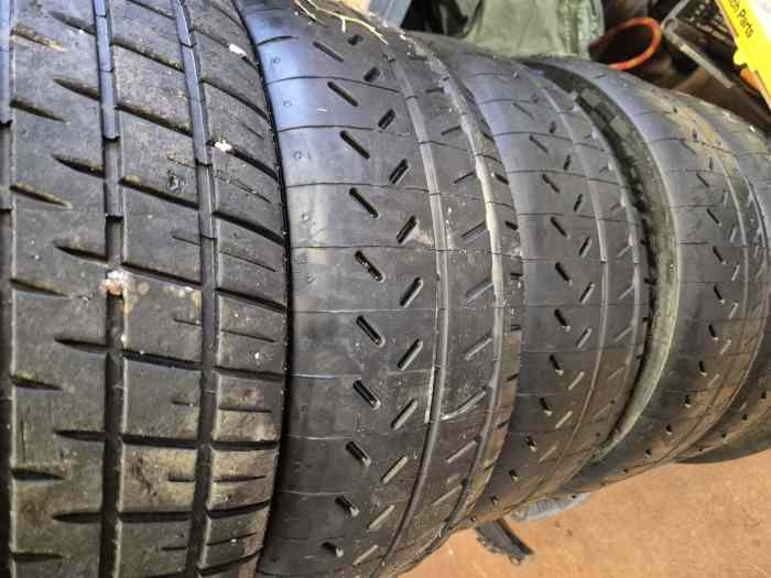 Pneus 16P Michelin neuf