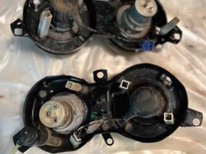 Ensemble phares avants jaunes bmw m3 e30 2