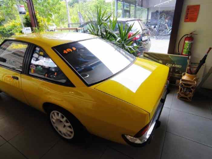 Superbe Opel Manta GTE 3