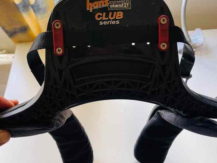 HANS stand 21 Club serie. 1