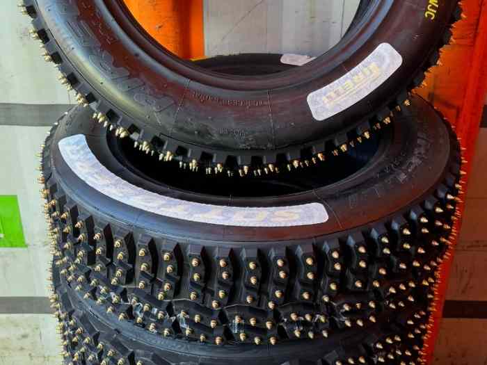 Pneus PIRELLI Rallye compétition 2025 5