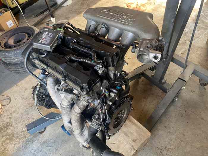 Moteur TU5JP4 1