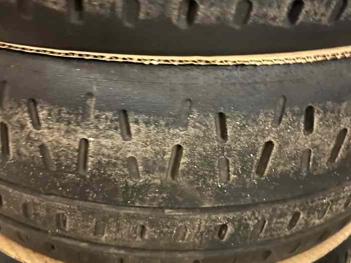Pirelli RA7+A 17 pouces 4