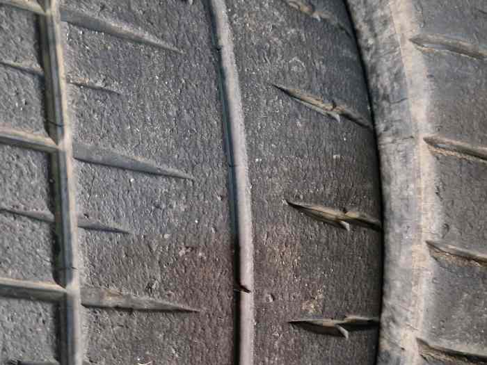 PNEU MICHELIN SA 20 2