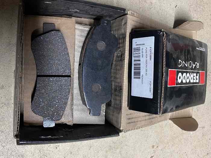 Plaquettes de frein AV Ferodo DS2500 FCP1399H