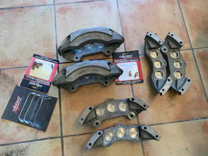 4 étriers freins greenwood corvette wide body wilwood 4