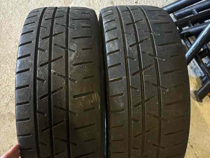 Pneu hankook en 15 1