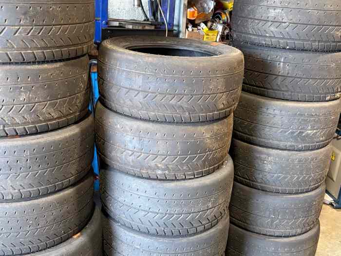 Lot Pneu Pirelli 1