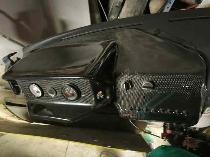 Console carbone 205 0