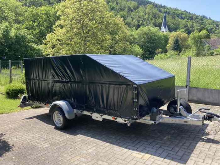 Remorque bâchée 1600 kg