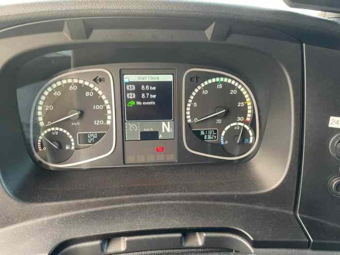 Camion porteur Mercedes ATEGO - 300CV - 11.9t - toutes options de 2020 5
