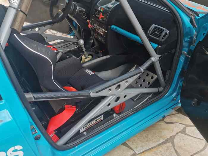 Clio 2 rs groupe A 5