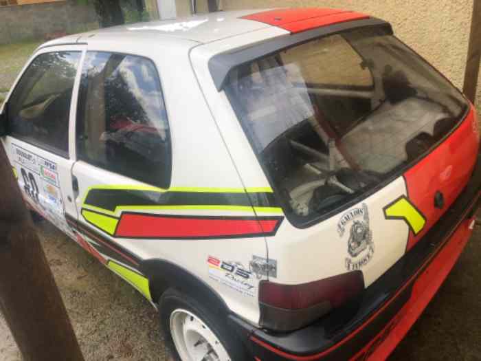Véhicule Rally 106 xsi 0