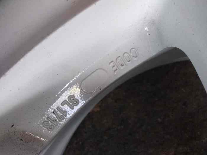 jantes speedline entraxe peugeot 4x108 5