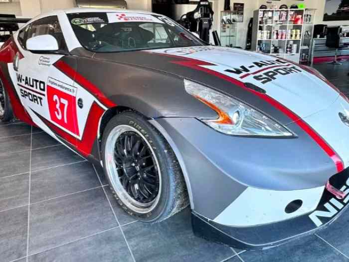 Nissan 370 1