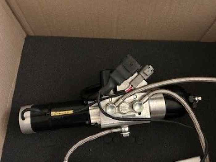 unité hydraulique paddleshift Sadev pour TCR 1