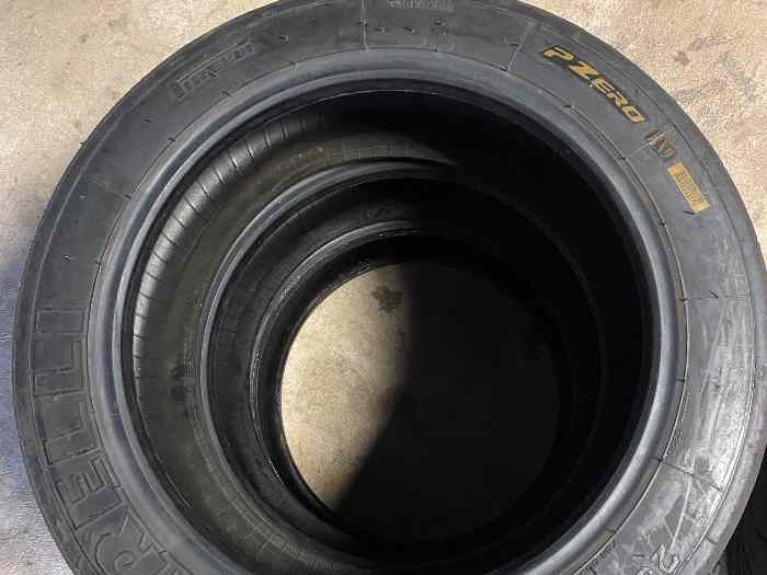 Pneus pirelli à finir 3