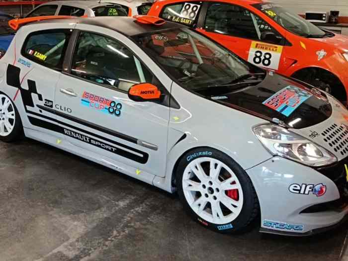 À vendre clio 3 cup x85