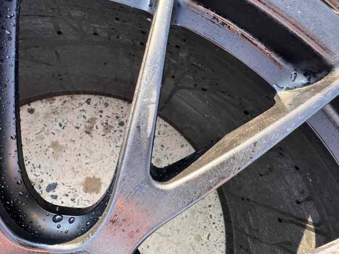 Jante Magnésium Porsche 12,5Jx21 – Verrouillage central | Réf. 991 362 168 84 – À restaurer ! 4