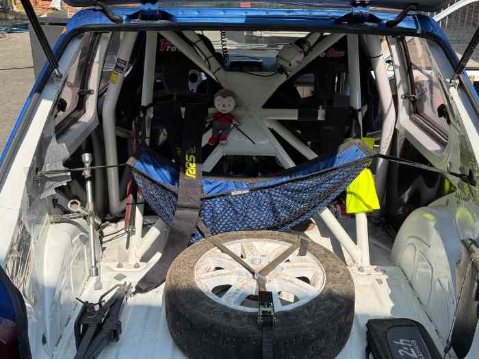 Peugeot 205 f2/12 3