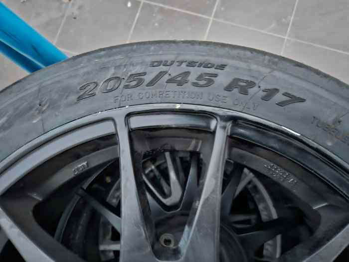 pneus Pirelli 205 45 17