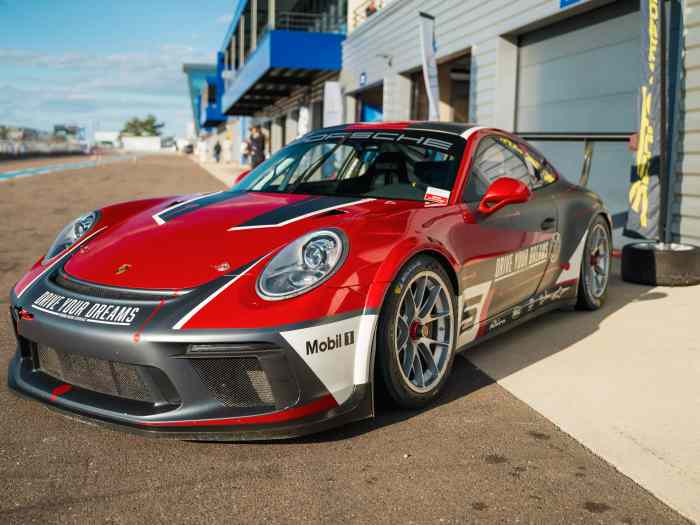 Porsche 991.2 GT3 Cup 0