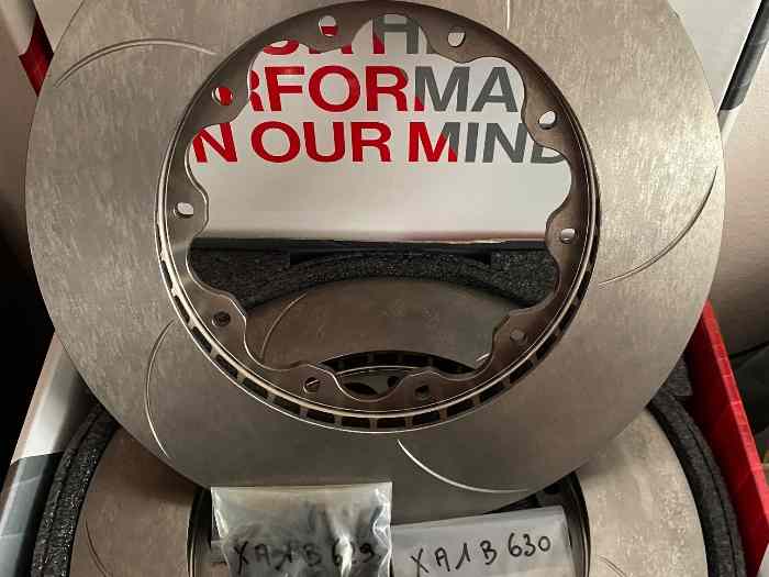 DISQUES AVANT MITSUBISHI LANCER R4 ASPHALTE 0