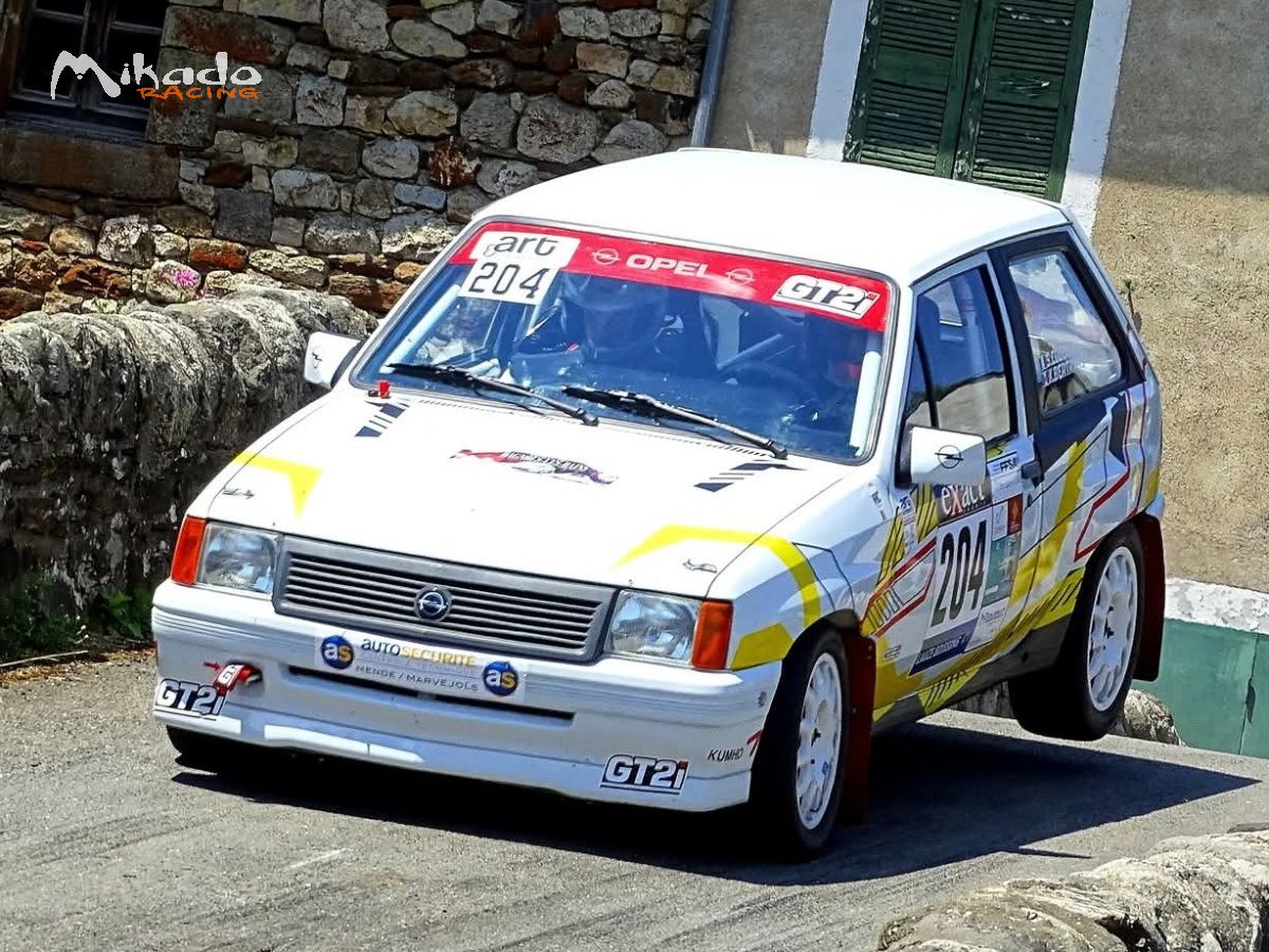Opel corsa grA 8v vhc pth fiA – photo 1 sur 4