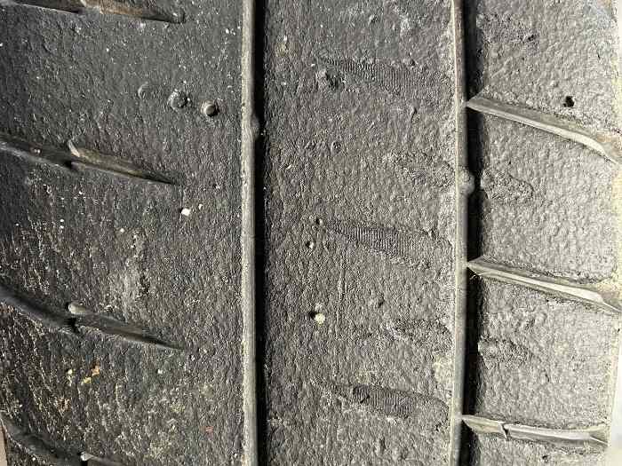 À vendre Pneus MICHELIN 18’ 1