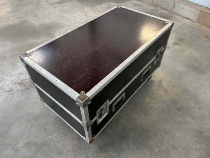 Flightcase sur roulettes 0