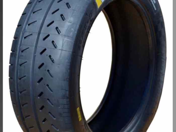 Recherche pneus michelin R21 / R11 / pluie en 19/63/17