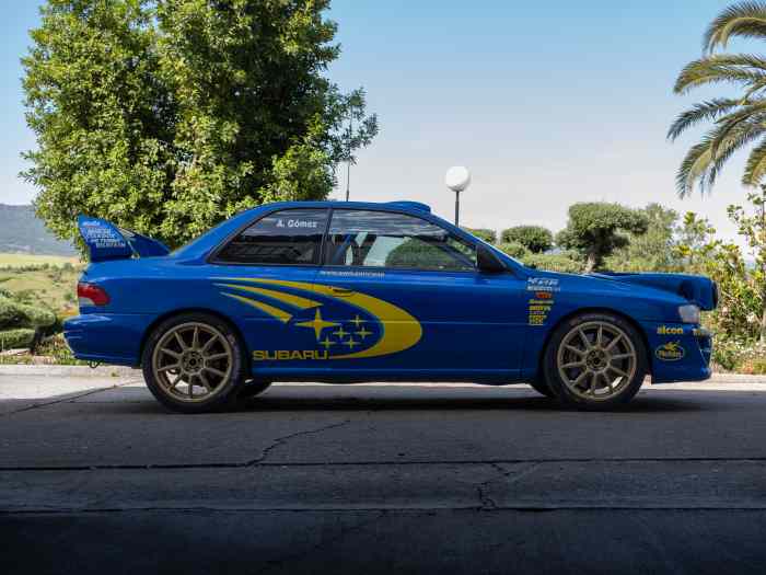 En VENTE Subaru Impreza Type R. Original Made by Prodrive LTD 11/2000 avec plaque X549 OFC. 2