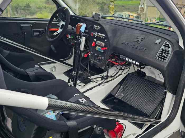 306 f2000/14 1