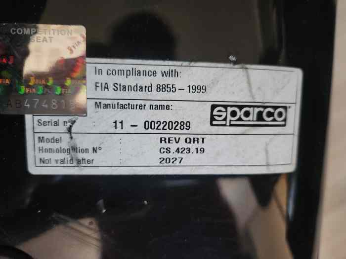 Baquet Sparco REV + harnais GT2I 1