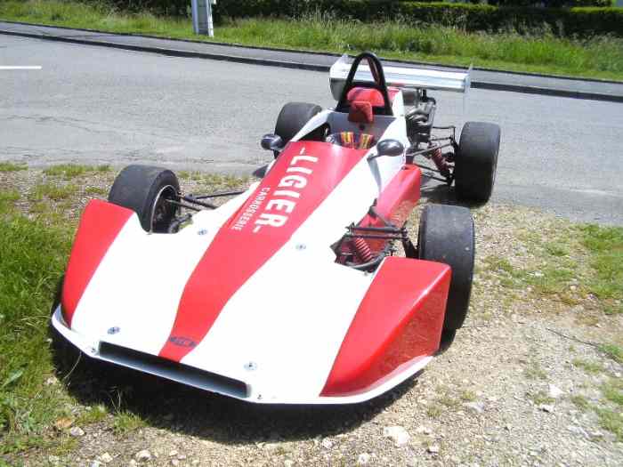 FORMULE RENAULT EUROPE J S M MOTEUR 16...