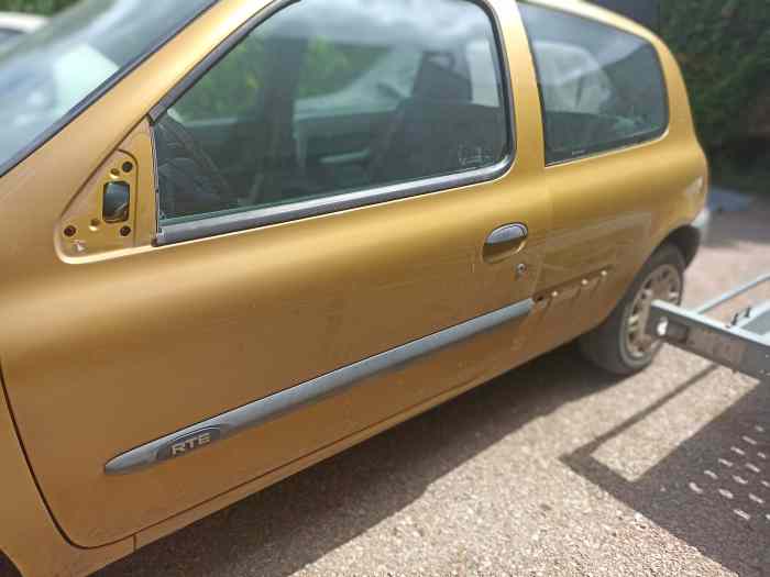 Caisse Clio 2 ph1 4