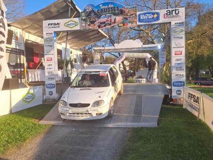 Location Saxo A6 TERRE/ASPHALTE 5