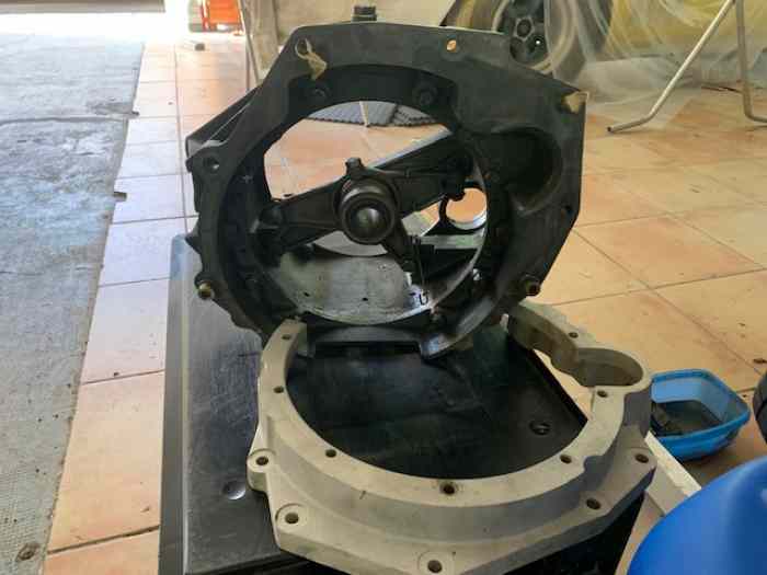 lola T292 cloche de boite hewland LG40...