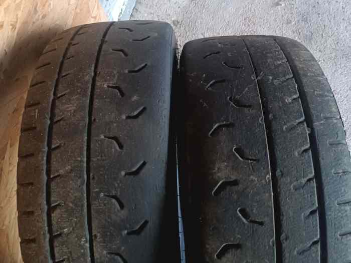Pneus kumho 190/600/16