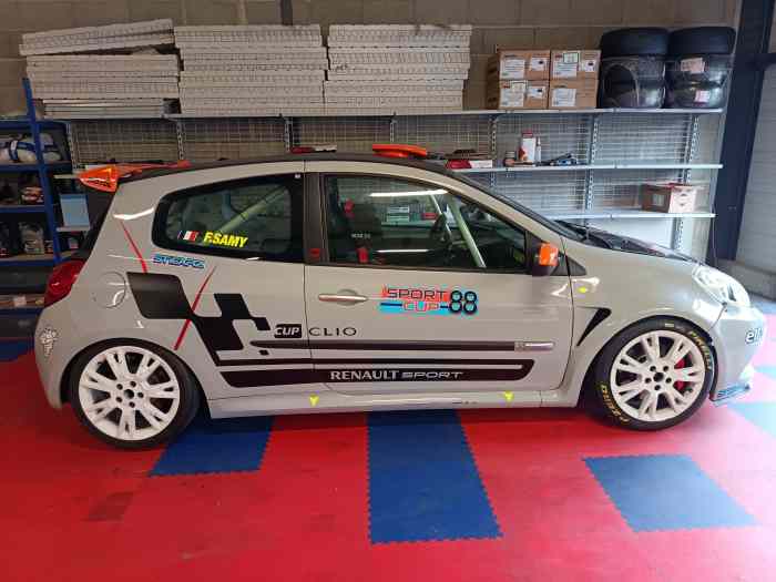 À vendre clio 3 cup x85+ 1