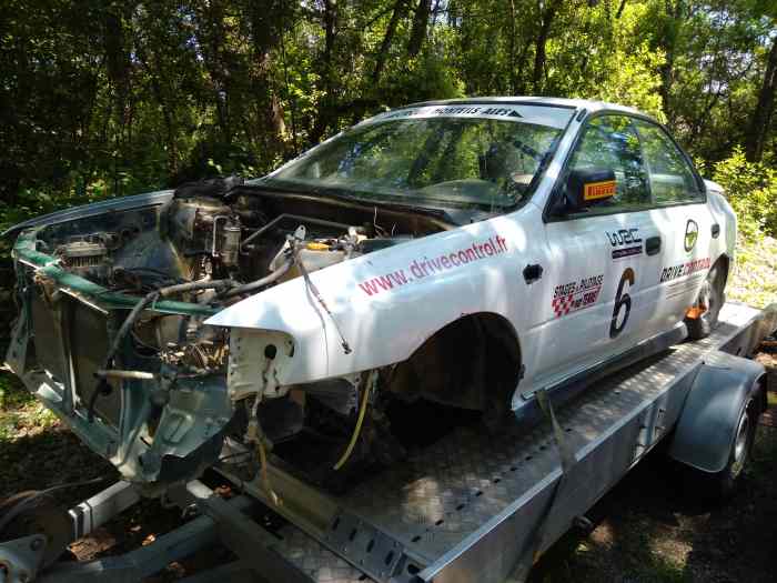 Caisse nue subaru impreza gt 2