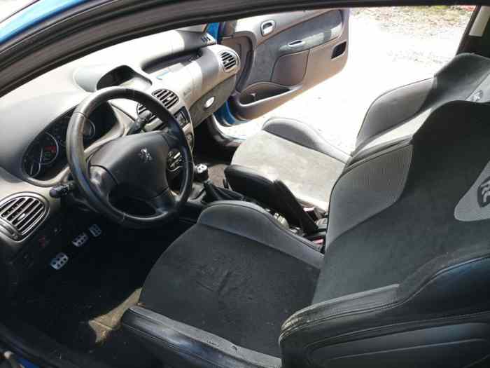 206 RC voiture complète 4
