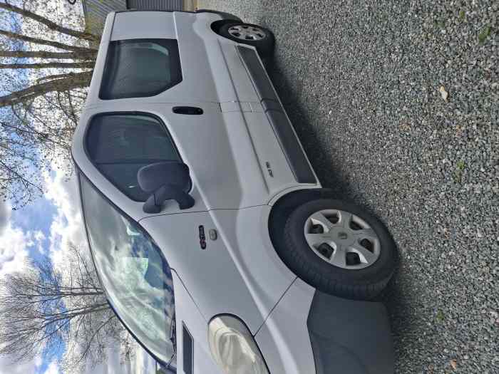 Trafic 2.0 dci 115cv 6 places 3