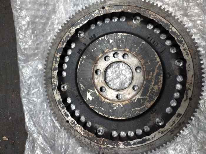 Volant moteur clio 2 rs pour embrayage...