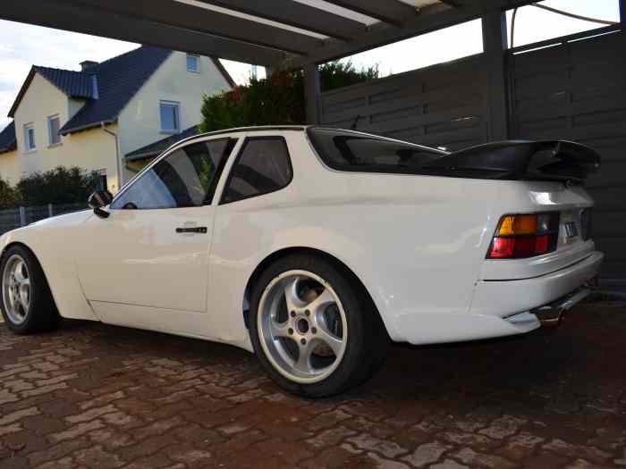 Porsche 944 Turbo S 3,0L Turbo – Voiture de course avec 380 ch 0