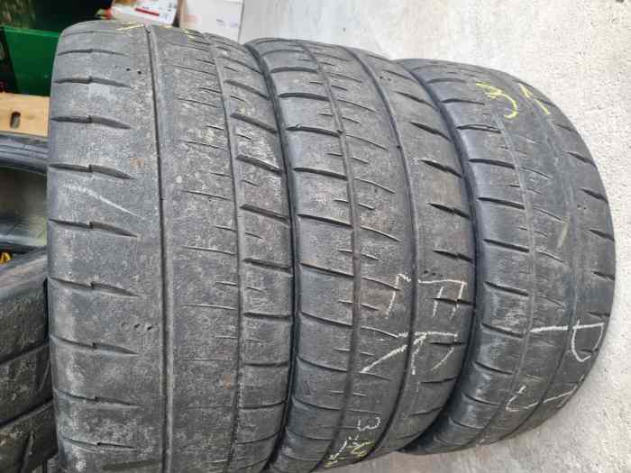 Pneus MICHELIN 20/63/18 0
